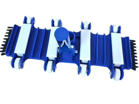 Bàn Hút Hồ Bơi Gemas 09223 Flex Có Chổi Bên – Kết Nối 1½″ Bàn Hút Hồ Bơi Gemas 09223 Flex Có Chổi Bên – Kết Nối 1½″