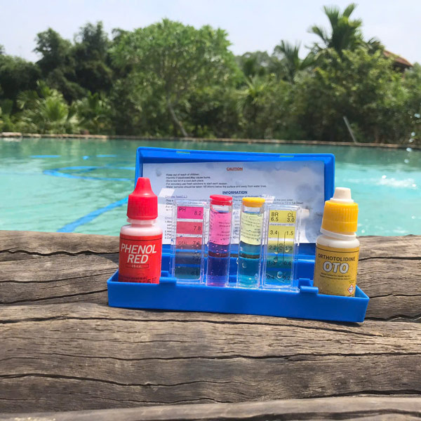 Đo clo pH nước bể bơi