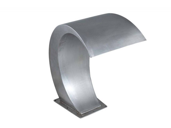 Thác phun nước bể bơi
