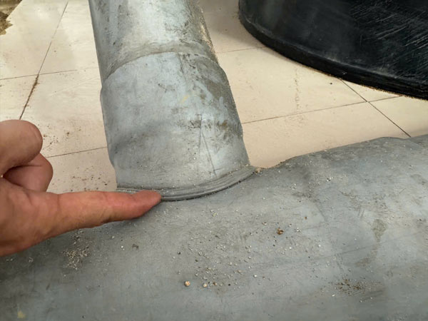 Các vị trí cần kiểm tra khi phát hiện rò rỉ nước trong phòng máy hồ bơi